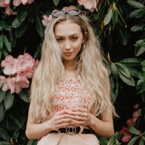 Wendy Neal Design - Sasha One Page Coach Template